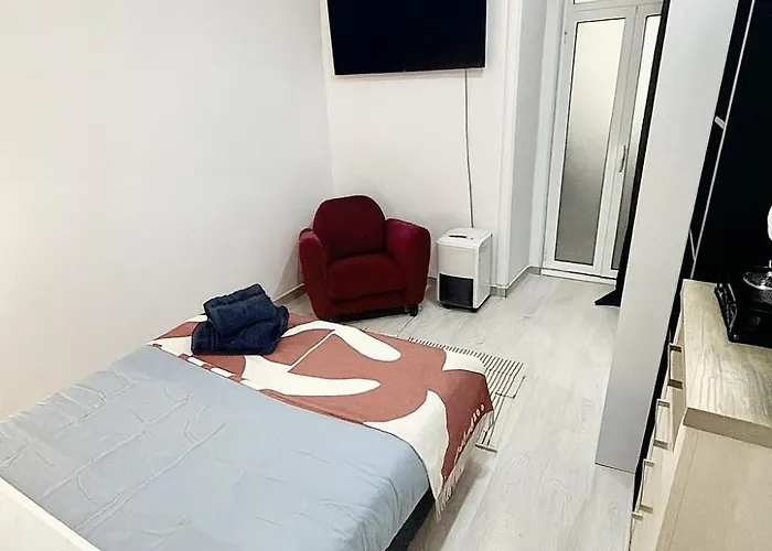 Estacao Metro Alameda House Hotel Lisbon