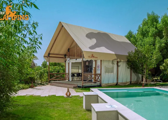 T-Rex Glamping, Including Free Access To Dubai Parks And Resorts