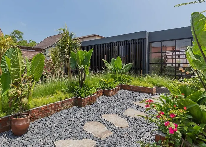 Modern 3Br Villa With Pool & Rooftop In Uluwatu