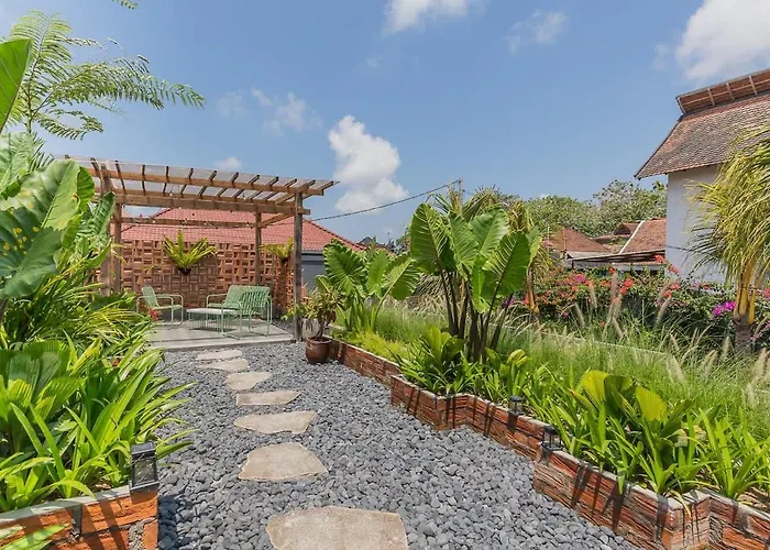 Modern 3Br Villa With Pool & Rooftop In Uluwatu