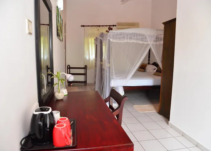 The Surf Villa Hikkaduwa