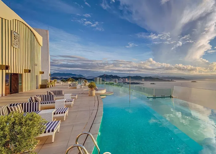 Mellia Oceanus Nha Trang Bay Five-Star Suites