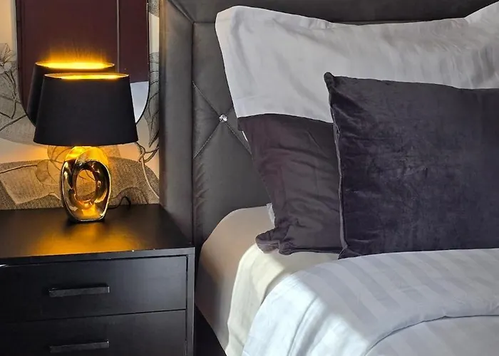 Apartment Am Waldrand Mit Einzelgarage, Naehe City, Messe & Flughafen Leinfelden-Echterdingen