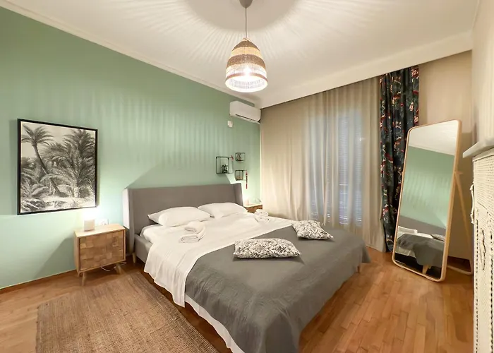 Athina In Athens 5 Min To Metro Station Apartment