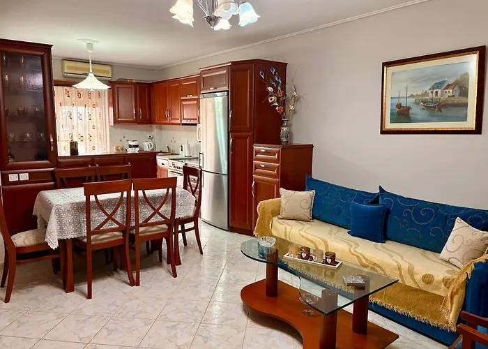 Cala Apartment Λουτράκι