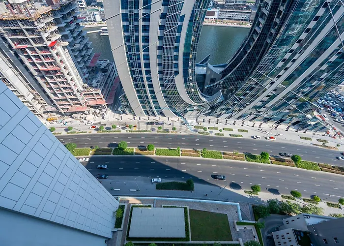 Located Near Dubai Mall, Burj Khalifa And Dubai Canal, With Easy Access To Dubai Metro