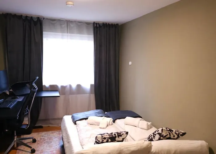 Apartment Am Waldrand Mit Einzelgarage, Naehe City, Messe & Flughafen Leinfelden-Echterdingen