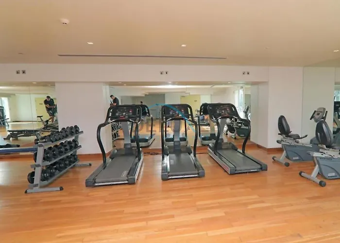 Chic 2Br Apartment With Pool View In Marina Apartment 6, Palm Jumeirah By Deluxe Holiday Homes Dubai