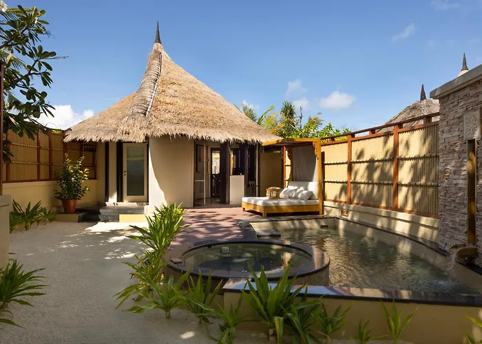 Banyan Tree Vabbinfaru Hotel Male