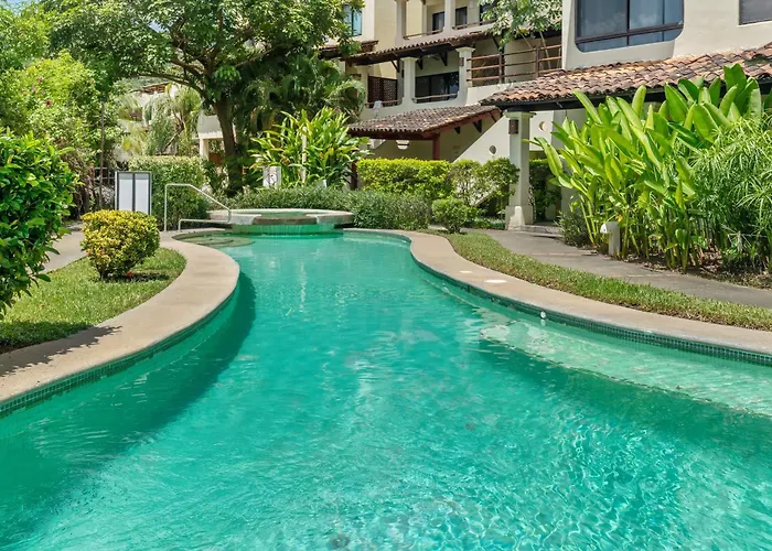 Tropical Gardens Suites And Apartments Coco