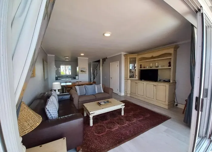 Waterfront 2 Quay West Apartment Knysna