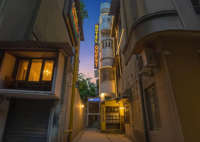 Fabhotel Quest - Nr Quest Mall Kolkata