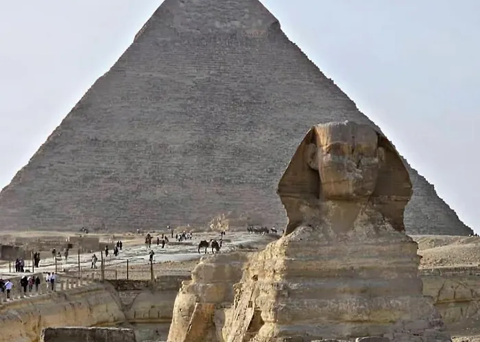 Pyramids Hotel Cairo