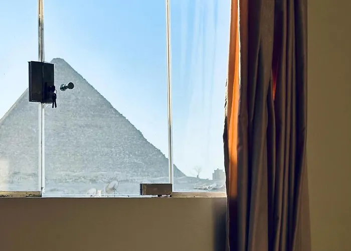 Aida Pyramids Hotel Cairo