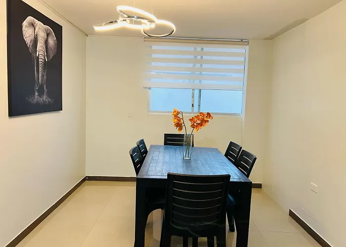 Family Apartment 5 Bed 5 Bedroom 5 Bath Banos 