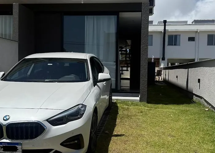 Casa Alto Padrao Com Piscina Perto Da Praia Florianopolis