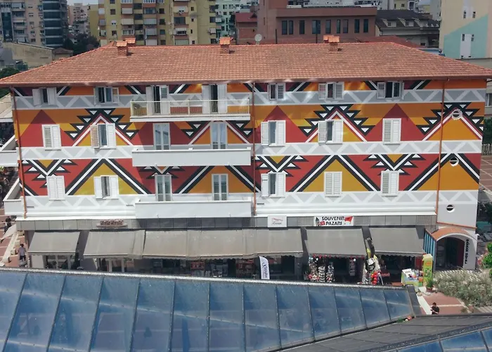 Bazaar Hotel Tirana
