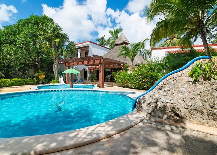 Casa Quinta Luna Guest House Near To Cancun Air Port