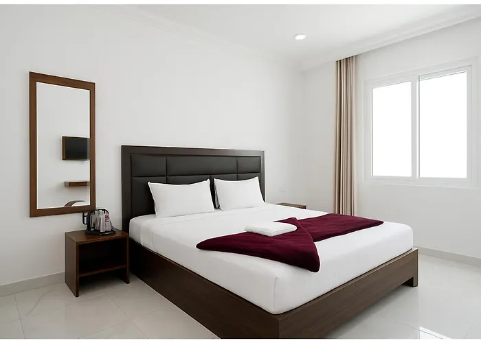 Hotel The Shekhar Premium Palace Near Varanasi Junction Railway Station 1500M # Kashi Vishwanath Temple # Free Wifi And Room Service - Fully Air Conditioning Premium Room # Best Family Hotel In Varanasi