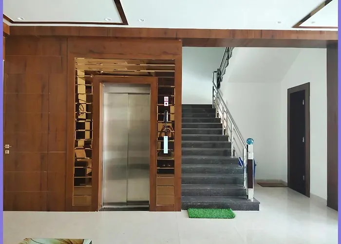 Ramdhan Hotel A Kashi-Ka # Residency Near Varanasi Junction Railway Station And Kashi Vishwanath Temple - Free Wifi And Parking Facilities # Fully Air Conditioning Luxuary Room - Top Rated Hotel
