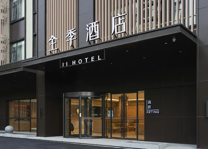 Ji Hotel Shenzhen Bao'An International Airport