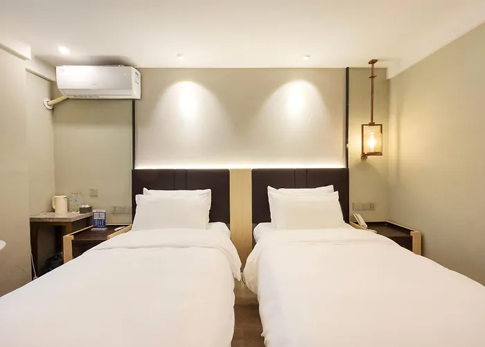 Hanting Hotel Shanghai Longyang Road Subway Station
