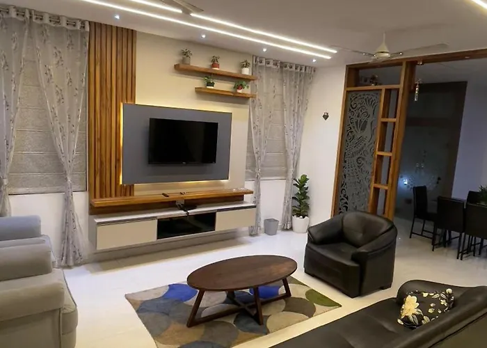 Elva Villa-A Luxurious 3Bhk Home Stay Near Kphb Hyderabad