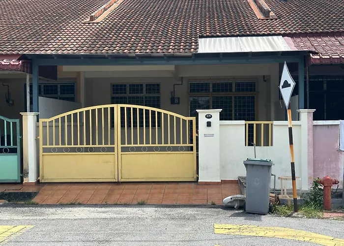 Single Storey 3R2B Walk To Restaurant & Shop At Pd By Maison Port Dickson
