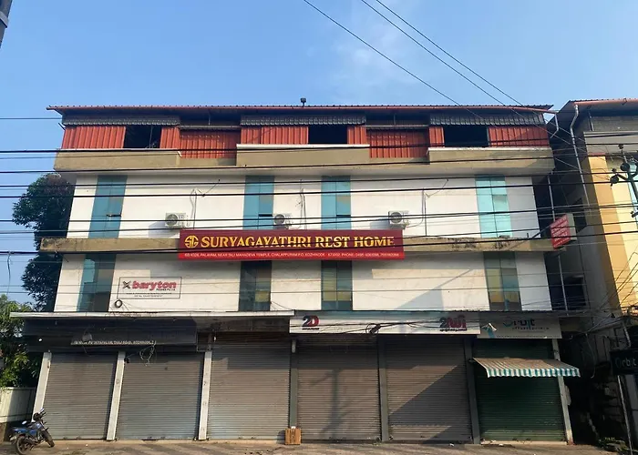 Suryagayathri Rest Home Kozhikode
