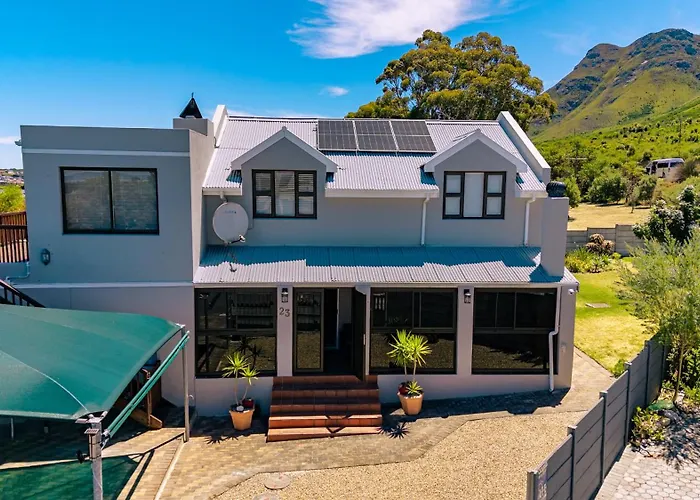 Onrus Family Retreat Villa Hermanus