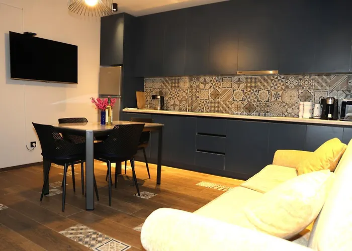 Italian-Style House In The Heart Of The City Tbilisi