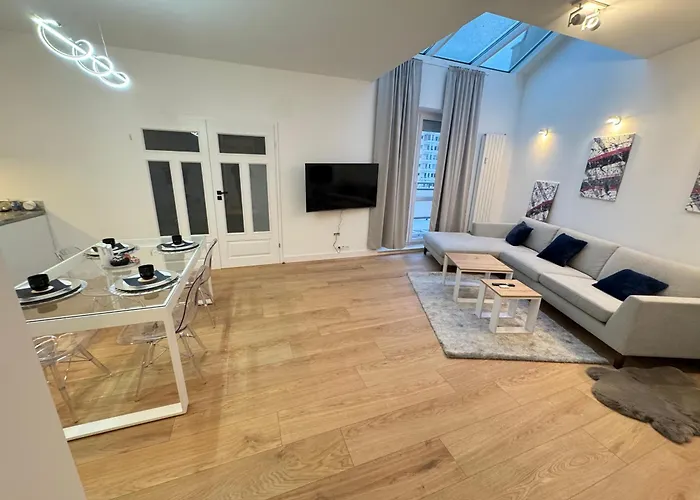Komfortowy Apartament Przy Arkadii Warsaw