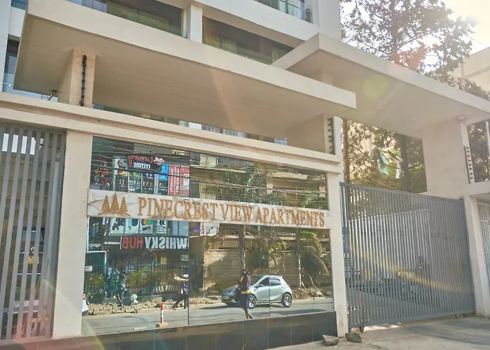 Elegant Pinecrest 1Br With Pool Sauna & City Views Kilimani Nairobi