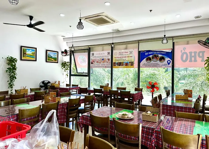 Top Floor, Quiet, Comfort Studio Apartment, Next Marriott Hotel And Grand Plaza Hanoi