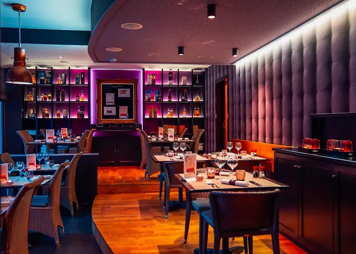 Ravel Hotel Cyrano Waimes