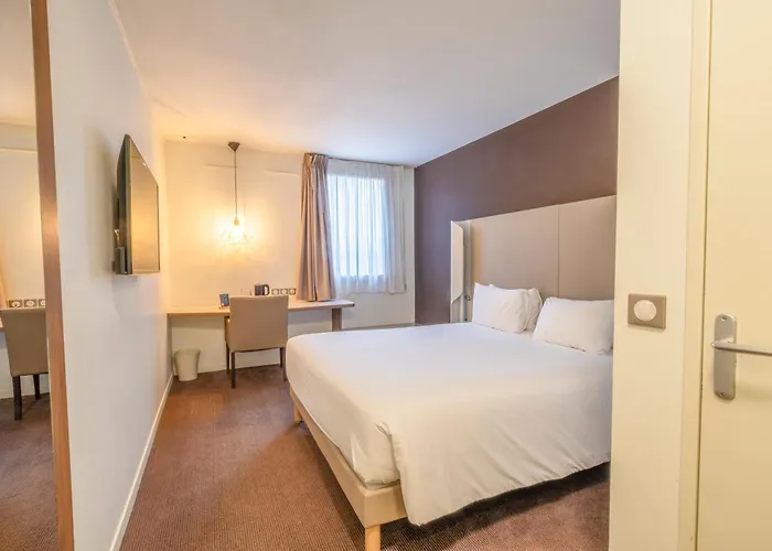 Campanile Roissy - Aeroport Cdg - Le Mesnil Amelot Hotel