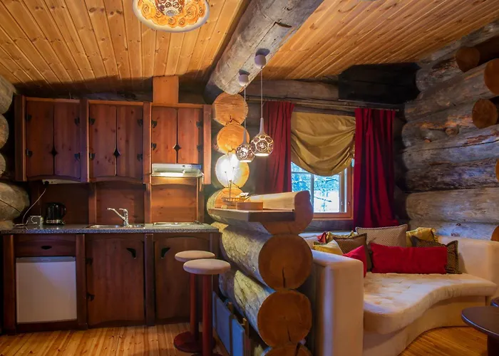 Kakslauttanen Arctic Resort - Igloos And Chalets Saariselka