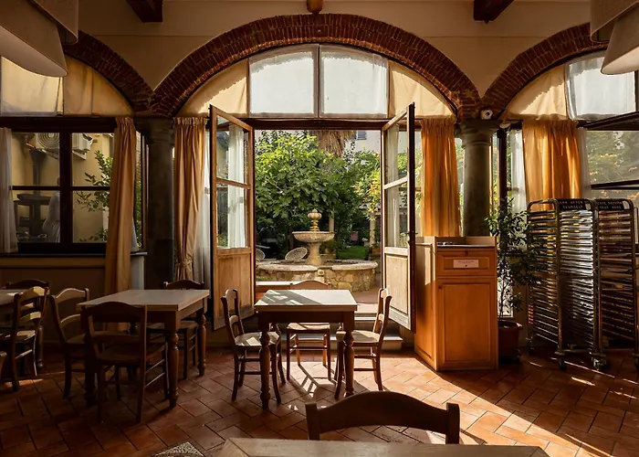 Hostel Archi Rossi Florence