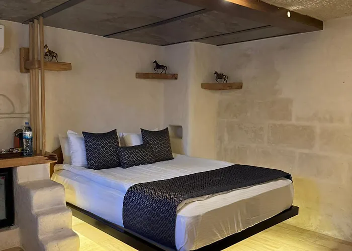 Local Cave House Hotel Göreme