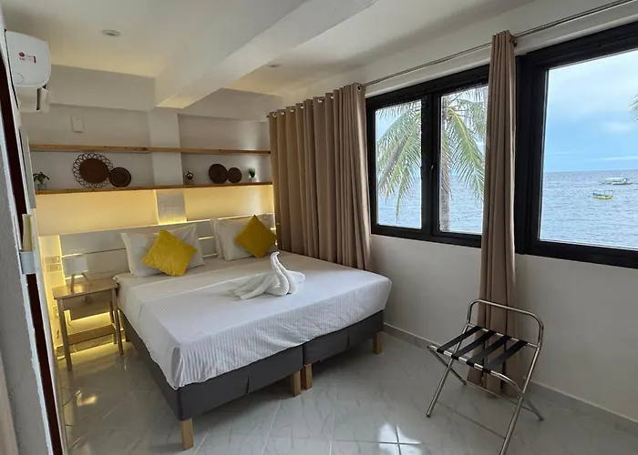 Alona Vida Beach Resort Panglao Island