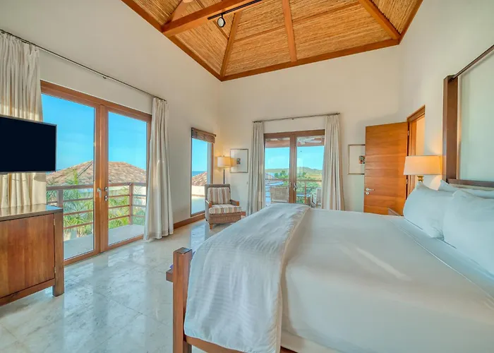 Las Verandas Hotel & Villas First Bight