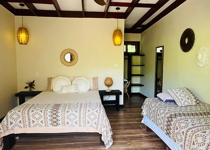 Playa Bluff Lodge Bocas Town