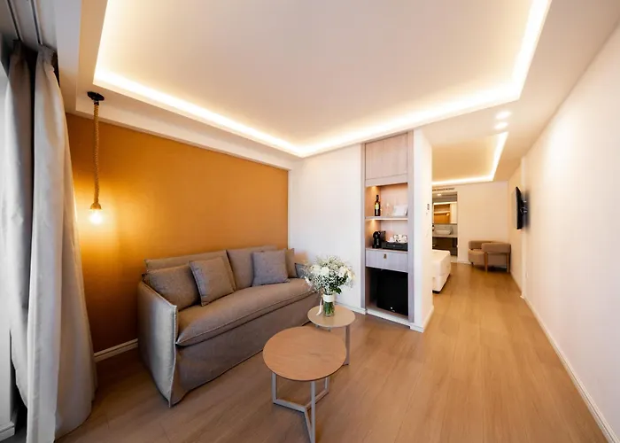 Blue Harbour Boutique Aparthotel Ayia Napa