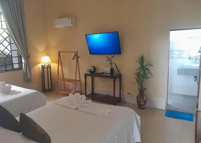 The Magic Sponge Hostel Kampot