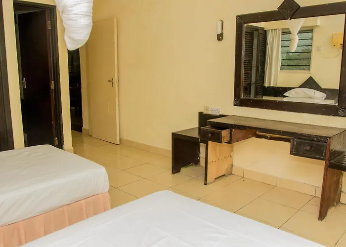 Indiana Beach Apartments Bamburi