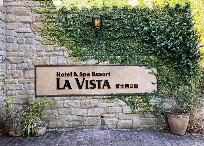 La Vista Fujikawaguchiko Hotel