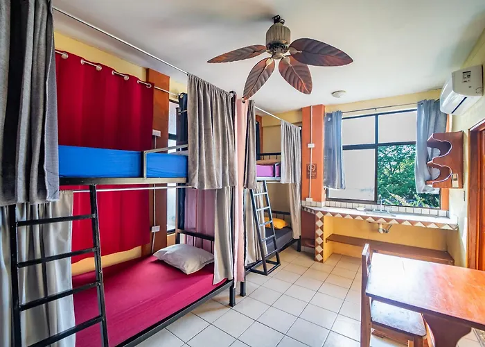 Sandy Toes Hostel Sámara