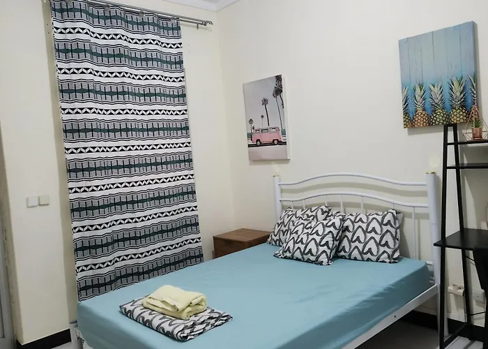 Meeting Point Hostels-Praia Beachwalk-No Cash Accepted-Also In Fogo & Tarrafal