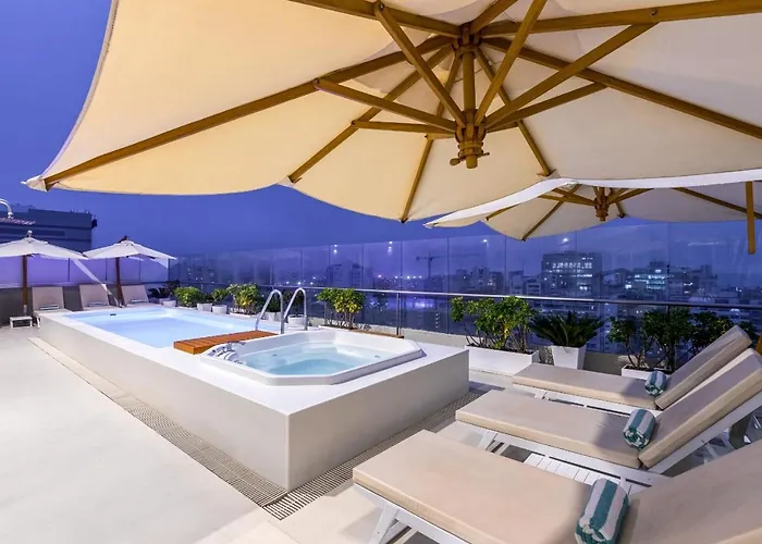 Dazzler By Wyndham Lima San Isidro Hotel