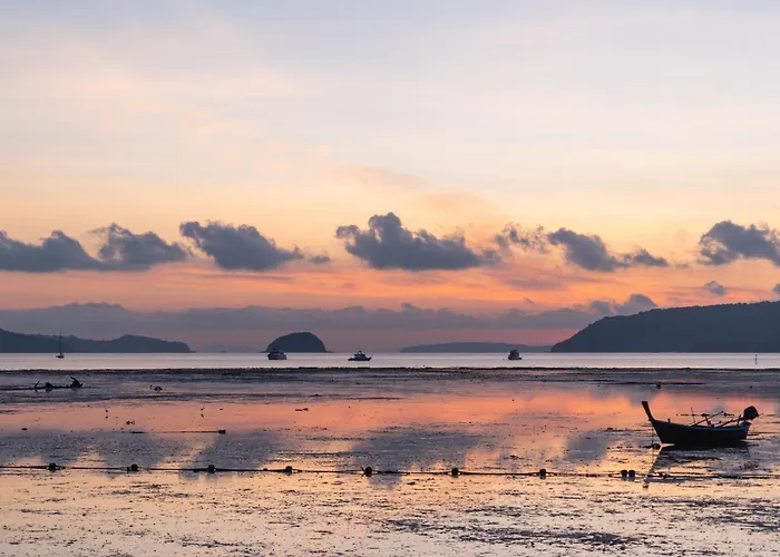 Blue Beach Grand Resort And Spa Rawai